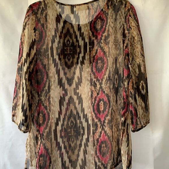 Chico’s size 0 top with tons of Bling at the chest. - Picture 2 of 8